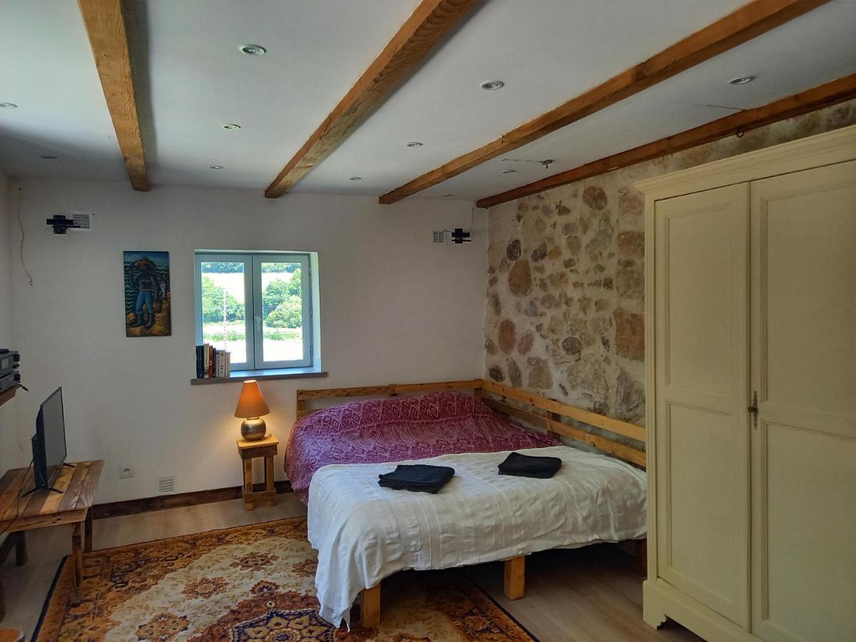 Le Studio Du Crot Noir Cussy-en-Morvan Exteriör bild